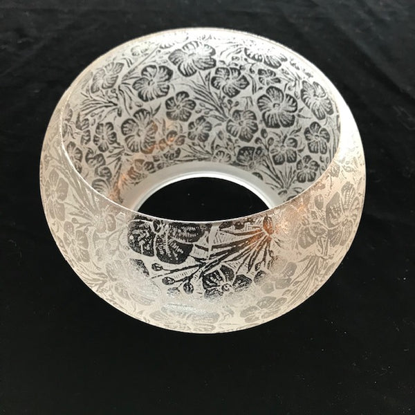 SSGN111 Antique Victorian Glass Shade, 5" Fitter