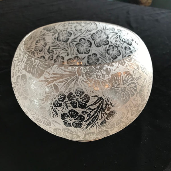 SSGN111 Antique Victorian Glass Shade, 5" Fitter