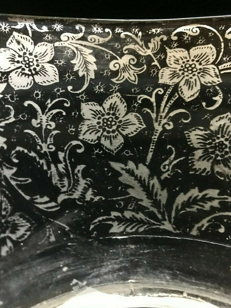 SSG10 Antique Victorian Glass Shade, 4" Fitter