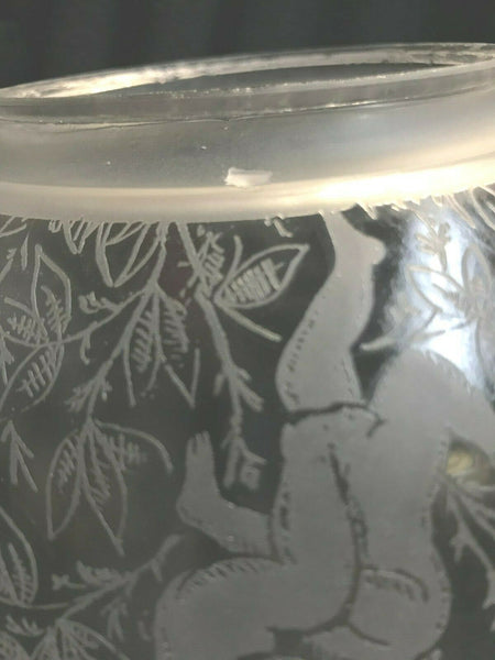 SSG6 Antique Victorian Glass Shade, 4" Fitter