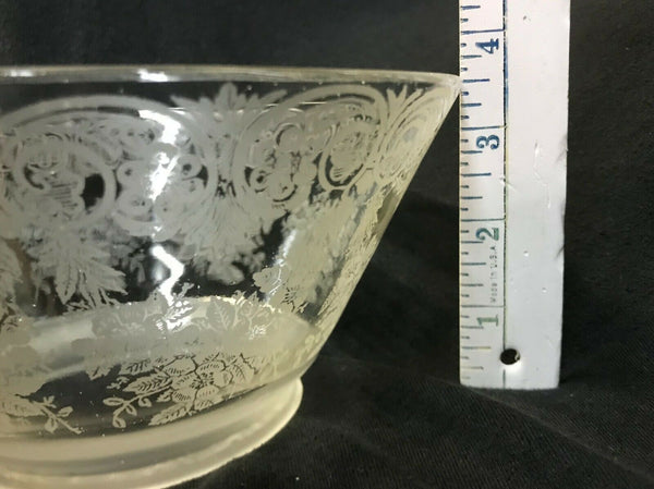 SSG9 Antique Victorian Glass Shade, 3.5" Fitter